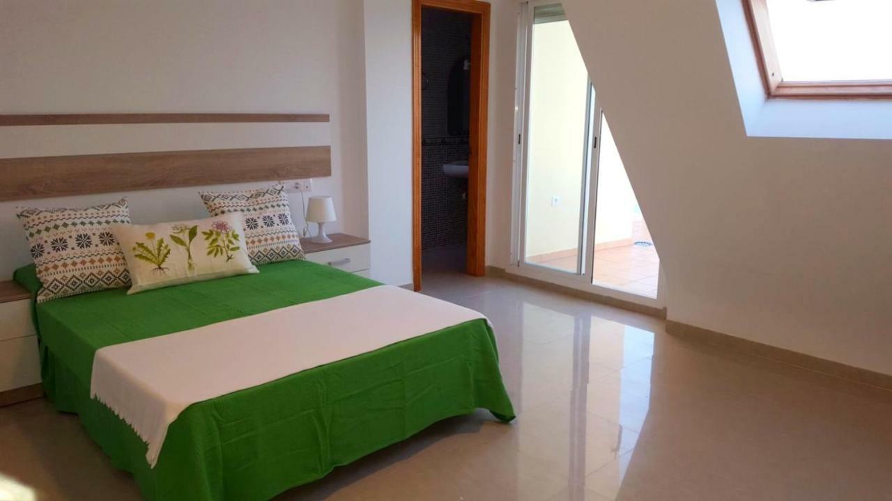Duplex Castell De Ferro Apartment Ngoại thất bức ảnh